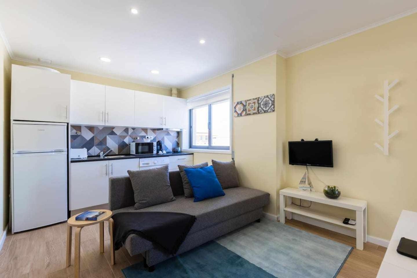 Vista Mare Beach Apartments By Destiny Houses Cortegaça Extérieur photo
