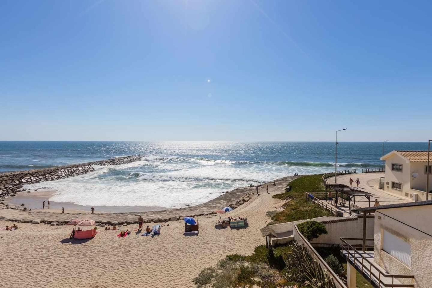 Vista Mare Beach Apartments By Destiny Houses Cortegaça Extérieur photo