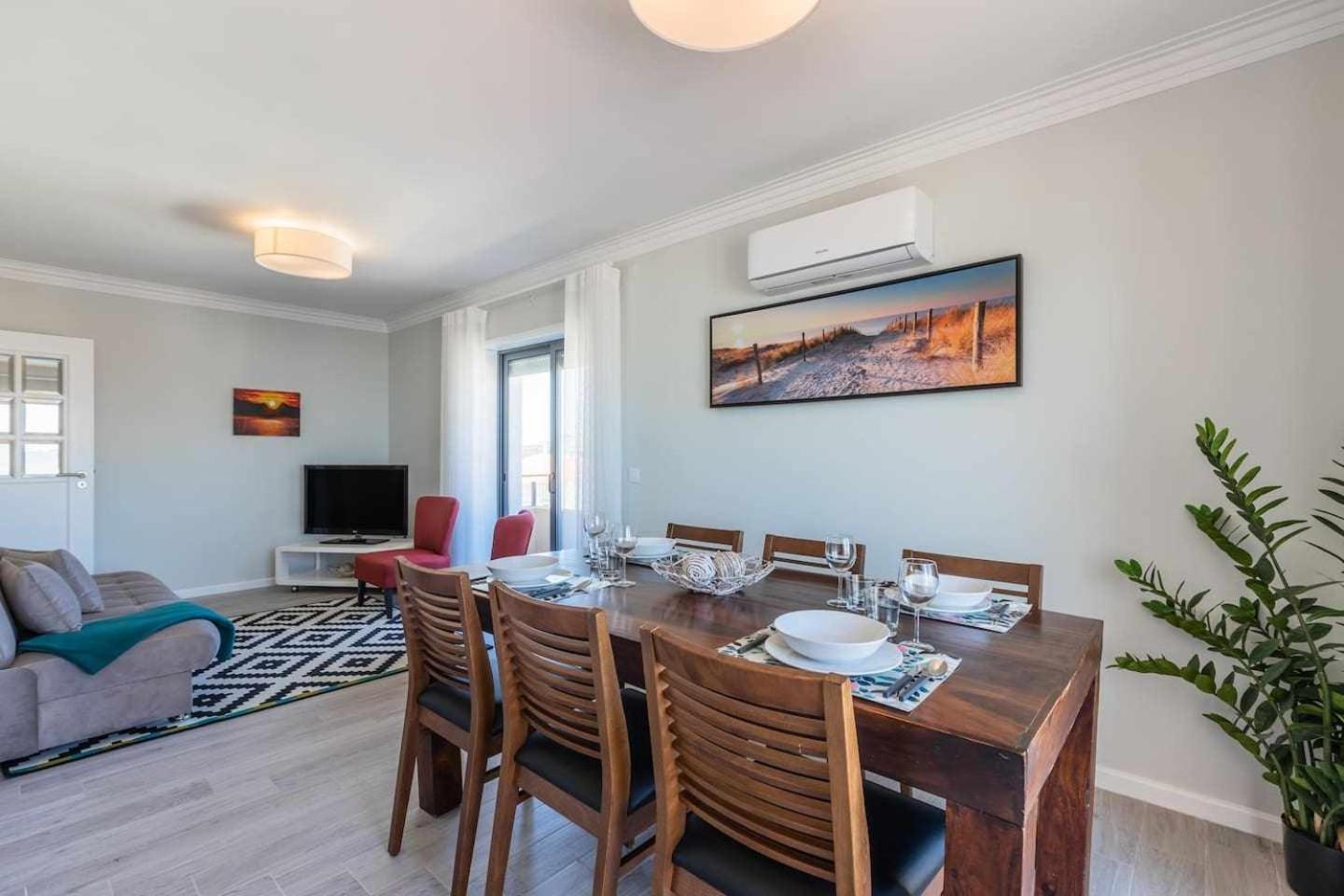 Vista Mare Beach Apartments By Destiny Houses Cortegaça Extérieur photo